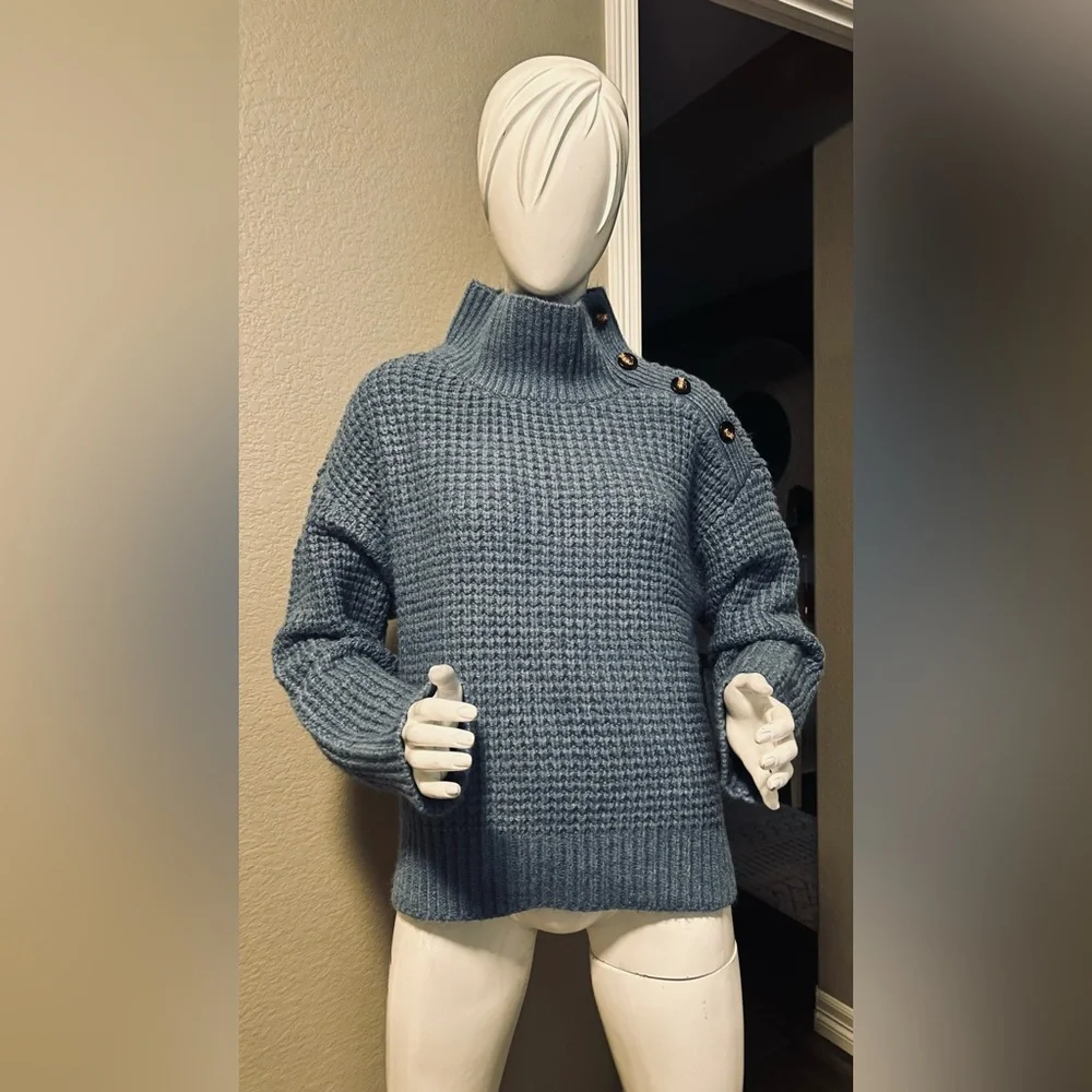 Ann Taylor Weekend Dusty Blue Mock Neck Button-Shoulder Sweater size L - Picture 2 of 11